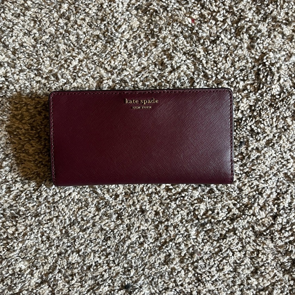 Kate Spade Staci Large Slim Bifold Wallet